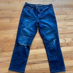 Universal Thread Straight Crop Jean